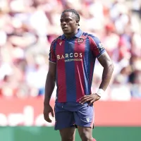 Atacante Etta Eyong estipula prazo e acelera disputa entre o Barcelona e os rivais