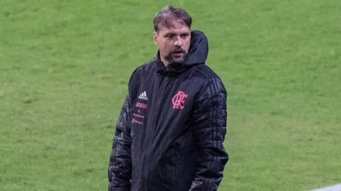 Maurício Souza acumula passagem pelo Flamengo. (Foto: Robson Mafra/AGIF)
