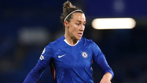 Lucy Bronze, do Chelsea (Photo by Alex Pantling/Getty Images)
