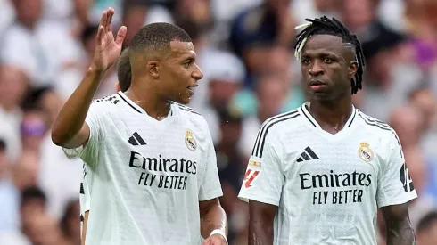 Vinicius Jr e Mbappé pelo Real Madrid. Foto: Angel Martinez/Getty Images