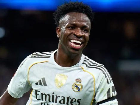 Arne Slot rasga elogios para Vini Jr antes de jogo pela Champions League