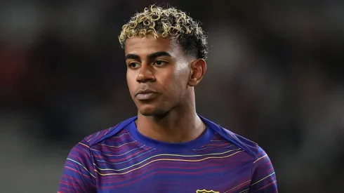 Barcelona exige que Hansi Flick deixe Lamine Yamal no banco de reservas em mais partidas. (Foto: Alex Caparros/Getty Images)