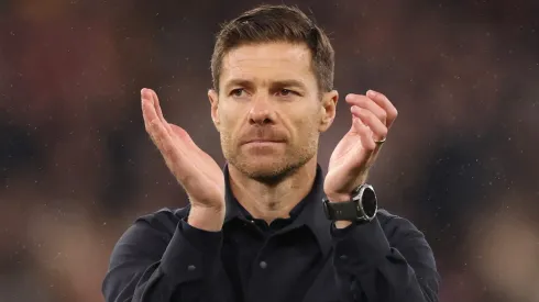 Xabi Alonso recebe críticas após derrota do Real Madrid na Champions League. (Photo by Carl Recine/Getty Images)