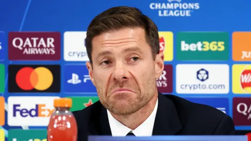 Xabi Alonso pelo Real Madrid. (Foto: Matt McNulty/Getty Images)