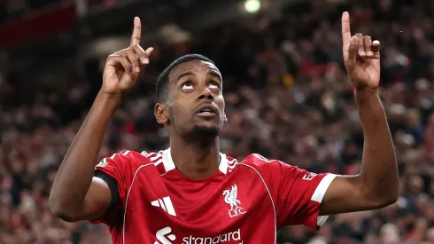 Centroavante do Liverpool, Alexander Isak pode retornar contra o Manchester City (Foto: Stu Forster/Getty Images)