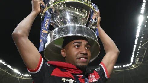 Bayer Leverkusen quer fechar a contratação do meia Evertton Araújo, do Flamengo. (Foto: Pedro Vilela/Getty Images)