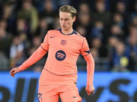 Barcelona em debate: Frenkie de Jong refuta discurso de Hansi Flick