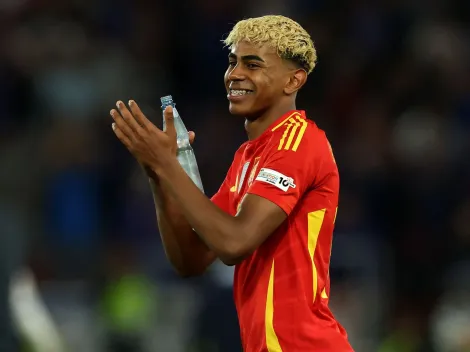 Espanha convoca Yamal, do Barcelona, e decide vaga na Copa do Mundo
