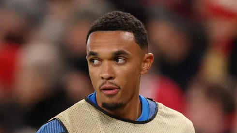 Trent Alexander-Arnold terá a oportunidade de mostrar seu valor como titular do Real Madrid diante do Rayo Vallecano. (Foto: Carl Recine/Getty Images)