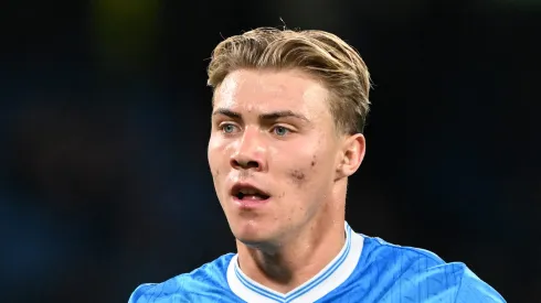 Manchester United tem 5% do passe de Hojlund em futura venda do Napoli. (Photo by Francesco Pecoraro/Getty Images)