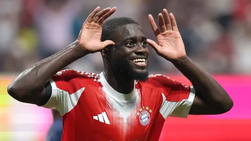 O Real Madrid tem grande interesse na contratação de Dayot Upamecano, do Bayern de Munique. Segundo o Santi Aouna, do footmercato, o clube teria chegado a um acordo. (Foto: Kevin C. Cox/Getty Images)