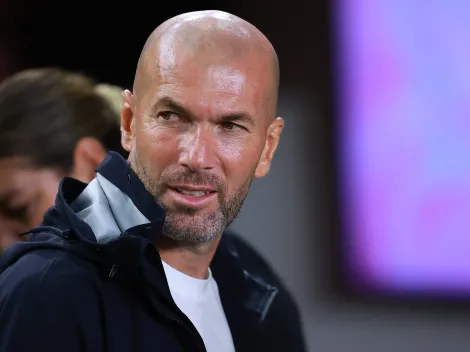 Zidane está disposto a assumir o Liverpool caso Arne Slot seja demitido
