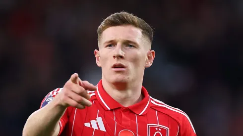 Manchester United tem Elliot Anderson como plano A e Javi Guerra como opção. (Photo by Molly Darlington/Getty Images)