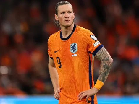 Holanda confirma ex-Manchester United fora de "final" por vaga na Copa do Mundo