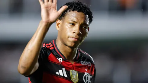 Gonzalo Plata se torna alvo do West Ham e pode trocar o Flamengo pela Premier League. Foto: Miguel Schincariol/Getty Images