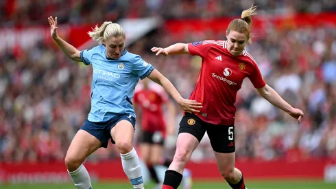 Clássico de Manchester pode movimentar as três primeiras posições da Women's Super League – Foto: Gareth Copley/Getty Images