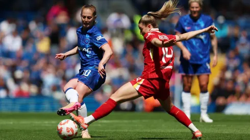 Chelsea entra na partida precisando vencer e torcer contra o Manchester City para voltar para a liderança da WSL – Foto: Tom Dulat/Getty Images