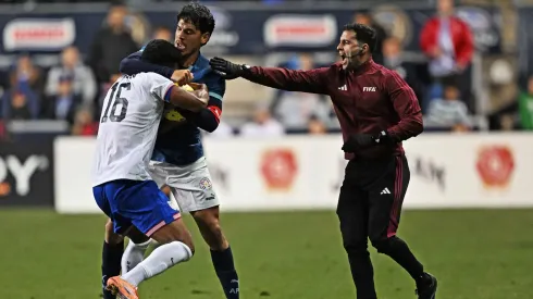 Paraguai x Estados Unidos teve tumulto envolvendo Gustavo Gómez