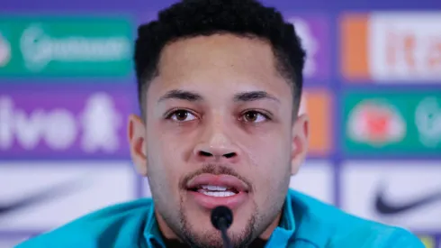 Vitor Roque foi elogiado por Ancelotti antes do amistoso da Seleção Brasileira contra a Tunísia