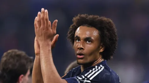 Manchester United quer emprestar Zirkzee à Roma com opção de compra. (Photo by Michael Steele/Getty Images)