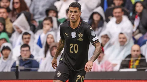 João Cancelo não deve deixar o Al-Hilal em 2026. (Photo by Carlos Rodrigues/Getty Images)
