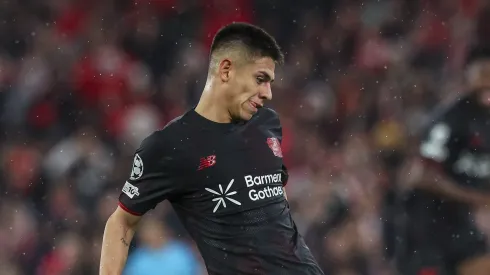 Manchester City reavaliará futuro de Echeverri no Bayer Leverkusen. (Photo by Carlos Rodrigues/Getty Images)