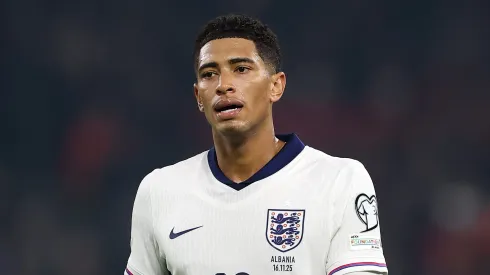 Jude Bellingham não tem vaga de titular garantida na Inglaterra (Foto: Alex Pantling/Getty Images)