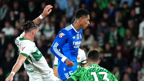 Real Madrid fica no empate com Elche e segue na liderança de LaLiga. (Photo by Angel Martinez/Getty Images)