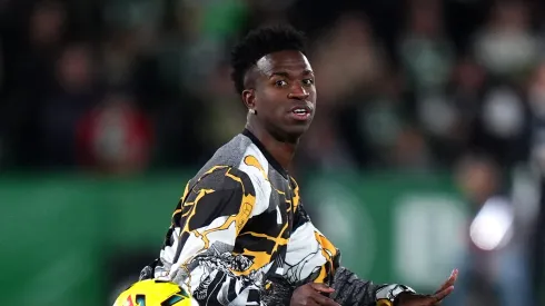 Real Madrid empata com Elche e Xabi explica escolha por Vini Jr no banco. (Photo by Angel Martinez/Getty Images)