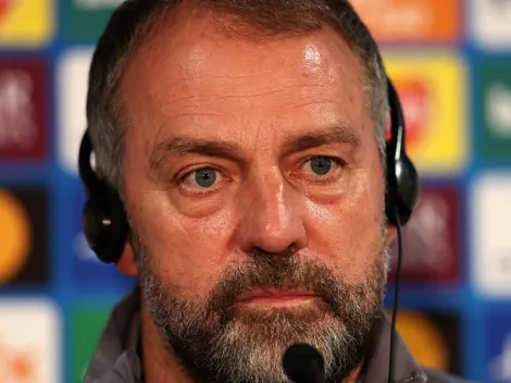 Hansi Flick promete mudança no Barcelona após derrota