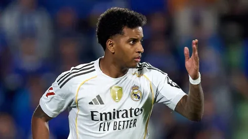 Vini Jr. brilha em Olympiacos x Real Madrid e deixa Rodrygo ainda mais de lado. (Photo by Angel Martinez/Getty Images)