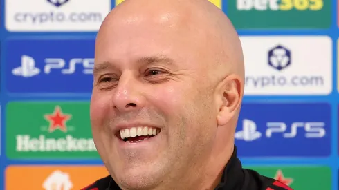 Torcida do Liverpool teme contratação de técnico escolhido para substituir Arne Slot. (Foto: Matt McNulty/Getty Images)