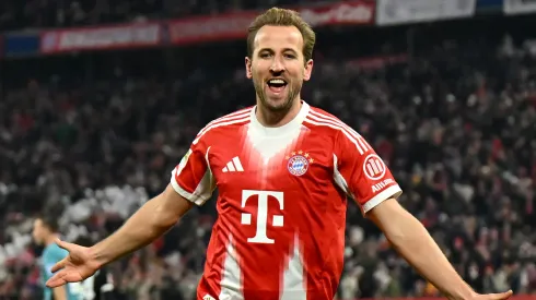 Harry Kane, do Bayern de Munique, é alvo do Barcelona, porém, o jogador prefere priorizar assinatura com Bayern (Foto: Sebastian Widmann/Getty Images)