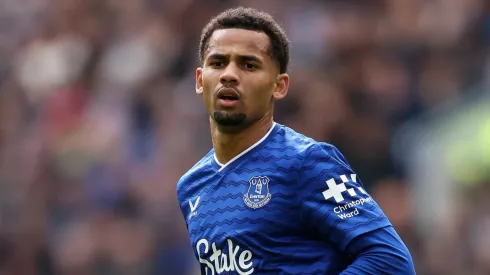 Fontes próximas apontam que o Manchester City fez sondagens por Iliman Ndiaye visando a janela de 2026. Foto: Matt McNulty/Getty Images