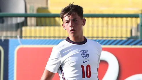 Amorim dá a Shea Lacey palco para impressionar em duelo de destaque contra o Manchester United. (Photo by Marco Luzzani/Getty Images)