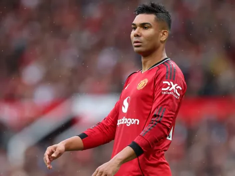 Casemiro é titular, perde gol e leva nota alta em vitória do United sobre o Palace