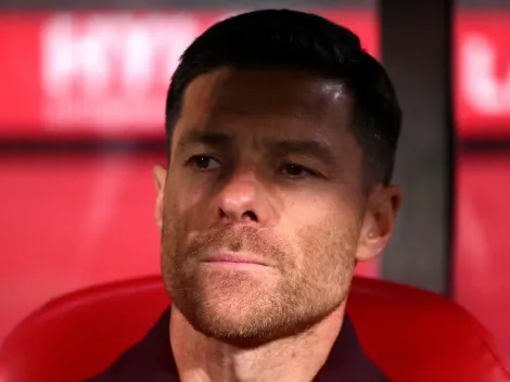 Xabi encerra novembro com apenas duas vitórias em seis jogos