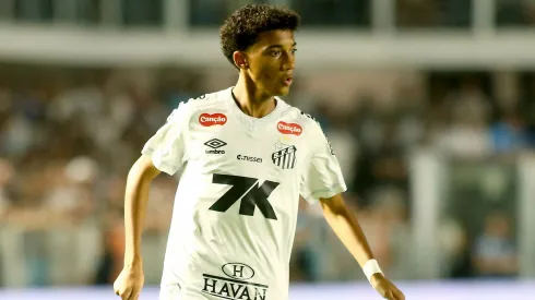 Robinho Jr, do Santos, durante partida da equipe brasileira. Foto: Mauricio De Souza/AGIF