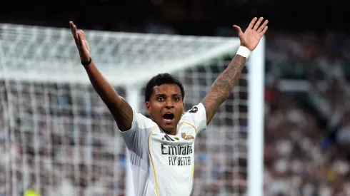 Rodrygo reclama durante jogo do Real Madrid