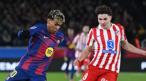 Vídeo: Lamine Yamal distribui dribles em Barcelona x Atlético de Madrid. (Foto: David Ramos/Getty Images)