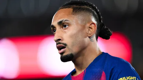 O atacante Raphinha em ação pelo Barcelona