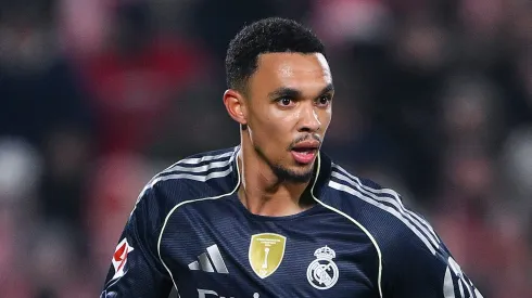 Real Madrid entra em estado de alerta após lesões de Alexander-Arnold e Camavinga. (Photo by David Ramos/Getty Images)