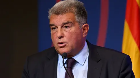 Presidente do Barcelona faz anúncio durante evento. Foto: David Ramos/Getty Images