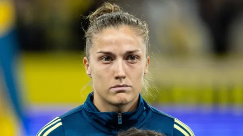 Angeldahl saiu do banco de reserva para dar um passe para gol no confronto entre Suécia e França pela disputa do 3º lugar da Women's Nations League – Foto: Michael Campanella/Getty Images