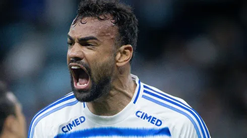 Fabrício Bruno pode ser anunciado na Premier League por R$ 95 milhões. Foto: Maxi Franzoi/AGIF