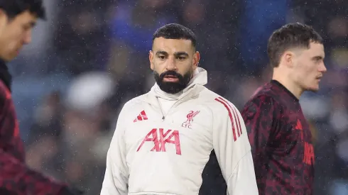 Salah soma 45 minutos pelo Liverpool nos últimos 4 jogos após atrito com Slot. (Photo by Alex Livesey/Getty Images)