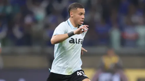 Alysson, do Grêmio. (Foto: Gilson Lobo/AGIF)