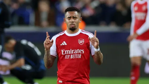 Gabriel Jesus impressiona em retorno ao time do Arsenal após 322 dias sem jogar. (Photo by Dean Mouhtaropoulos/Getty Images)