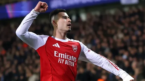 Gabriel Martinelli iguala Thierry Henry em sequência goleadora histórica na Champions League pelo Arsenal. (Foto: Dean Mouhtaropoulos/Getty Images)