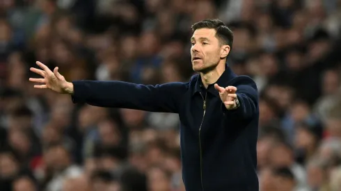 Xabi Alonso orienta o time do Real Madrid (Denis Doyle/Getty Images)